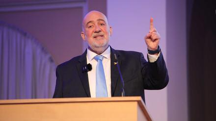 Israels Botschafter Ron Prosor spricht auf einer Veranstaltung der Deutsch-Israelischen Gesellschaft (DIG) an der Universität Potsdam.