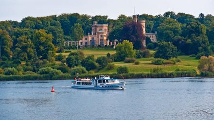  Der Tag der Grundsteinlegung für Schloss Babelsberg wird am 1. Juni gefeiert. 
