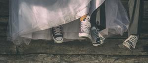 Hochzeit in Chucks.