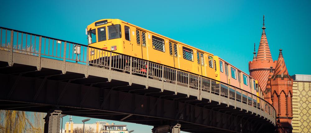 Eine Aufnahme von der Oberbaumbrücke. Sie befindet sich in unmittelbarer Nähe zum RAW-Gelände. (Archivbild)