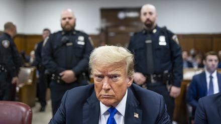 Der Ex-US-Präsident Donald Trump vor Gericht. 