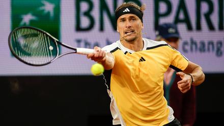 Alexander Zverev bei den French Open in Paris. In Berlin läuft gegen ihn ein Prozess wegen Körperverletzung.