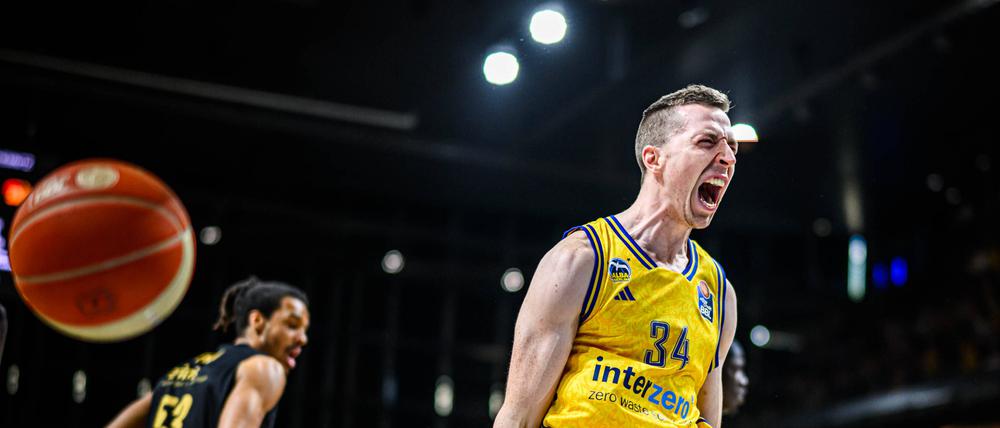 Justin Bean holte sich am Freitagabend den Ausgleich im Halbfinale gegen Chemnitz.