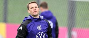 Der Dauerbrenner. Manuel Neuer in Aktion während des Trainings. 