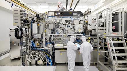 ASML-Anlage: Zwei Schlüsselkunden bestellen weniger als erhofft.