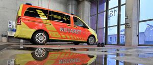 Potsdam, 16.01.2024, Lokales,
Feuerwehr Potsdam, Feuerwehrfahrzeug, Notarzt, Rettungswagen