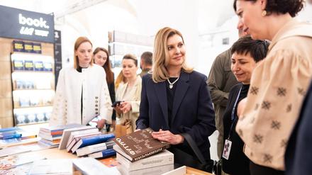 Olena Zelenska zu Gast auf dem Buchfestival Arsenal in Kiew.
