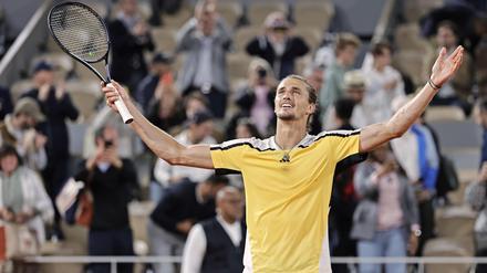 Am Ende durfte Alexander Zverev den zweiten Fünfsatzsieg in Folge bei den French Open bejubeln.