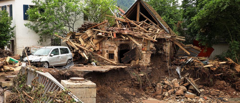 In Rudersberg (Baden-Württemberg) zerstörte das Hochwasser dieses Gebäude. ,