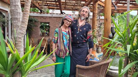 Spanien in Altglienicke. Das Gastronomen-Ehepaar Sabine Seekamp-Herrmann, 66, und Ramon Herrmann, 68,  suchen Nachfolger, die ihre „Geco Tapas Bar“ in Treptow-Köpenick so erhalten, wie sie ist. 