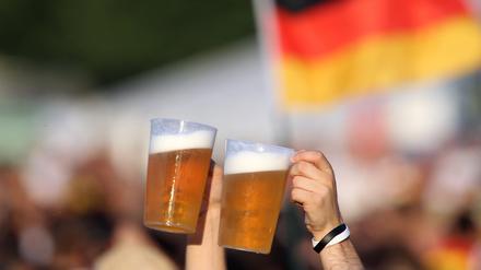 Die Getränkepreise in der Fanzone sorgen für Kritik.
