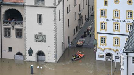 Boote mitten im Zentrum von Passau. 