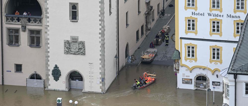 Boote mitten im Zentrum von Passau. 