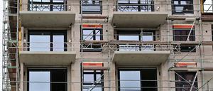 Viele Wohnungsbauprojekte in Deutschland stehen derzeit vor dem Aus (Archivbild). 