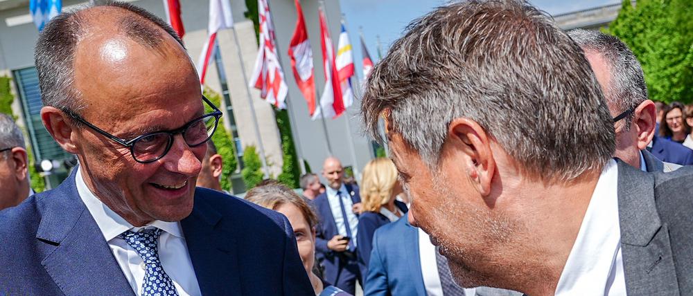 CDU-Chef Friedrich Merz (l.) und Wirtschaftsminister Robert Habeck (Grüne)