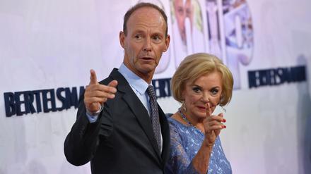 Bertelsmann-Gastgeber: Thomas Rabe und Liz Mohn.