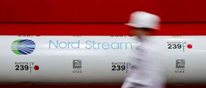 FILE PHOTO: FILE PHOTO: The logo of the Nord Stream 2 gas pipeline project is seen on a pipe at the Chelyabinsk pipe rolling plant in Chelyabinsk, Russia, February 26, 2020. REUTERS/Maxim Shemetov/File Photo/File Photo
