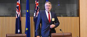 EU-Handelsvertreter Bernd Lange bei einem Besuch im australischen Parlament 2022.