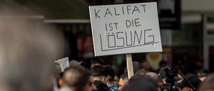 Teilnehmer einer Islamisten-Demo.