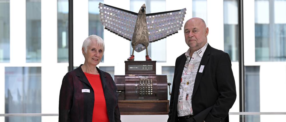 Eine Galerie ohne Raum: Sperls stellen jetzt in der ILB aus. Ursula Sperl und Rainer Sperl in „Apropos Sperl! Kunst einer Potsdamer Galerie“.