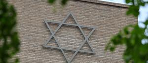 Ein Davidstern ist am Gebäude des neuen Synagogenzentrums Potsdam zu sehen.