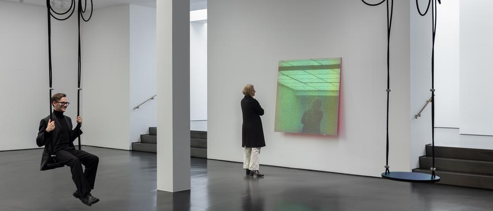 Blick in die Ausstellung „spring now“ von Ann Veronica Janssens.
