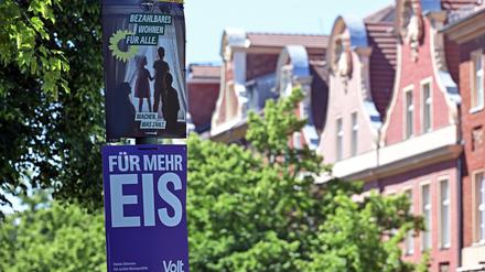 Potsdam, 13.05.2024, Lokales, Wahlplakate Kommunalwahl Potsdam, Foto: Ottmar Winter PNN ACHTUNG: Foto ist ausschließlich für redaktionelle Berichterstattung der PNN und des TGSP! Eine kommerzielle Nutzung, z.B. Werbung, ist ausgeschlossen. Die Weitergabe an nicht autorisierte Dritte, insbesondere eine weitergehende Vermarktung über Bilddatenbanken, ist unzulässig.