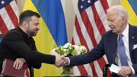 Wolodymyr Selenskyj und US-Präsident Joe Biden.