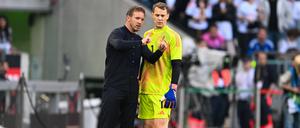 Verlässlich an seiner Seite. Bundestrainer Julian Nagelsmann hat Torhüter Neuer nach dessen Patzer gegen Griechenland offensiv den Rücken gestärkt.