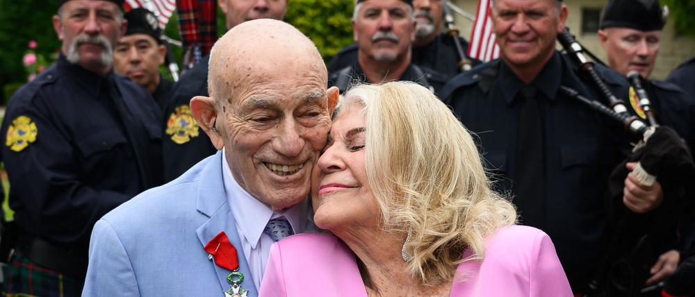 Harold Terens (100) heiratete Jeanne Swerlin (96)