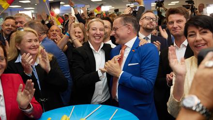 Feierlaune bei der AfD.