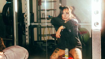 Fit im Schritt: Ruby Waters.