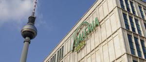 Galeria Kaufhof am Alexanderplatz.