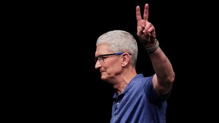 Apple-CEO Tim Cook stellt auf der Entwicklerkonferenz WWDC neue KI-Funktionen vor. 