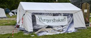 Das Hungerstreikzelt vom Bündnis «Hungern bis ihr ehrlich seid».