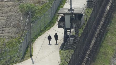 Südkoreanische Soldaten patrouillieren an der Grenze zu Nordkorea. 