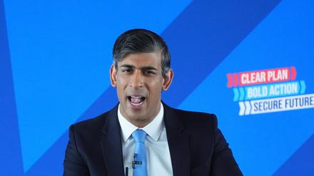 Der britische Premierminister und Parteivorsitzende der Konservativen, Rishi Sunak, stellt das Wahlprogramm der Konservativen Partei für die Parlamentswahlen vor.