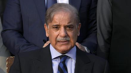 Shehbaz Sharif ist Premierminister von Pakistan. In dem Land sind Lesben, Schwule, Bisexuelle und Transmenschen immer wieder Diskriminierungen ausgesetzt. 