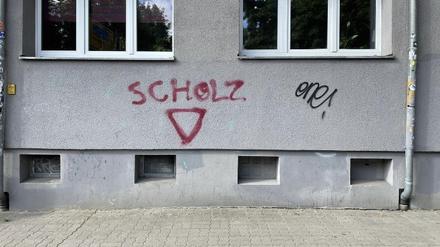 Bundeskanzler Olaf Scholz (SPD) wurde mit dem roten Hamas-Dreieck markiert.