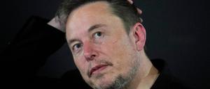 Elon Musk möchte mit dem Zukauf von Aktien einen Stimmrechtsanteil von 25 Prozent bei Tesla erreichen. Zurzeit besitzt er 13 Prozent.