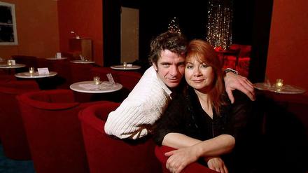 Kuschelig schön. Katja Nottke und ihr Mann Nicolai Preiß in ihrem neugegründeten Theater in Lichterfelde.
