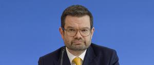 Ampel schieb Riegel vor missbräuchliche Vaterschaftsanerkennungen 2024-06-12 Deutschland, Berlin - Dr. Marco Buschmann FDP, Bundesjustizminister, und die Bundesinnenministerin zum Gesetzentwurf gegen missbräuchliche Vaterschaftsanerkennungen. *** Ampel puts a stop to abusive paternity acknowledgements 2024 06 12 Germany, Berlin Dr Marco Buschmann FDP , Federal Minister of Justice, and the Federal Minister of the Interior on the draft law against abusive paternity acknowledgements