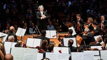 Gustavo Dudamel dirigiert die Berliner Philharmoniker am 13.6.2024