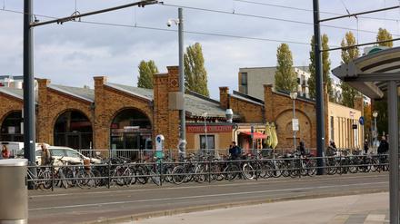 Ehemalige Wagenhalle des RAW (Reichsbahnausbesserungswerk) am Hauptbahnhof Potsdam
