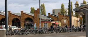 Ehemalige Wagenhalle des RAW (Reichsbahnausbesserungswerk) am Hauptbahnhof Potsdam