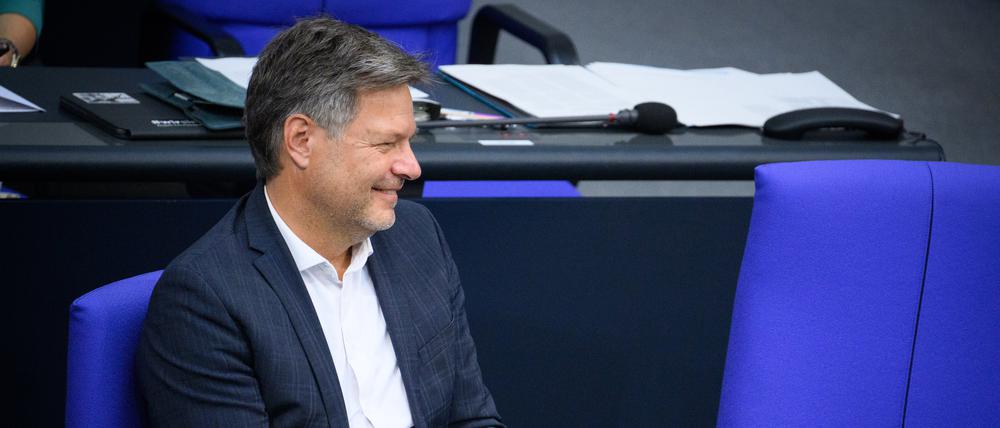 Robert Habeck, Bundesminister für Wirtschaft und Klimaschutz, bei einer Plenarsitzung im Deutschen Bundestag.