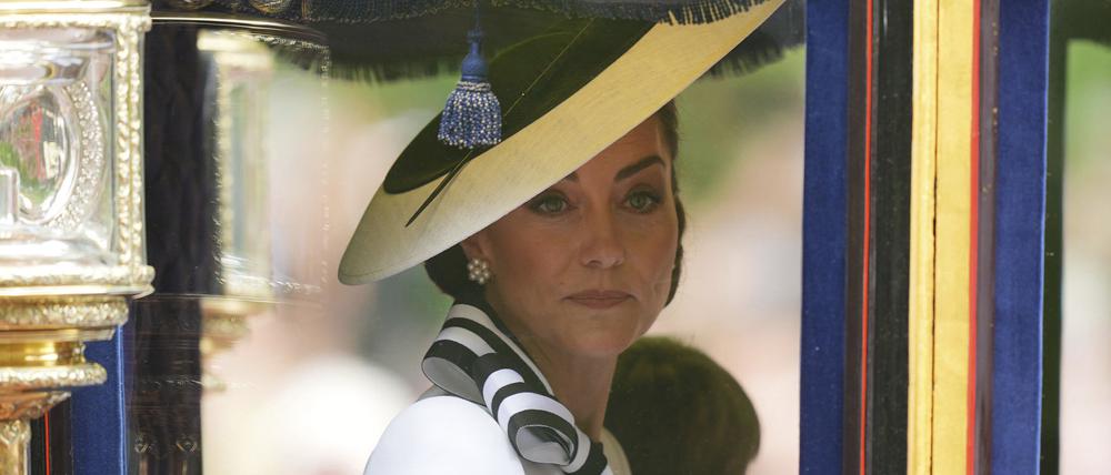 Die britische Prinzessin Catherine von Wales nimmt an der „Trooping the Colour“-Parade zu Ehren des britischen Königs Charles teil.