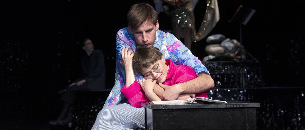 „Von der Mutter ein Gruß“ von Caren Jeß am Deutschen Theater