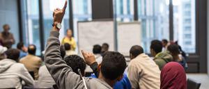 Vor allem die Zahl der Menschen ohne deutschen Pass ist vergangenes Jahr gestiegen.