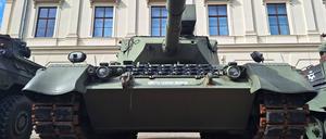 Dresden, Sachsen, Deutschland, 14.09.2023: Ein Kampfpanzer Leopard 1 aus Bundeswehrbeständen.